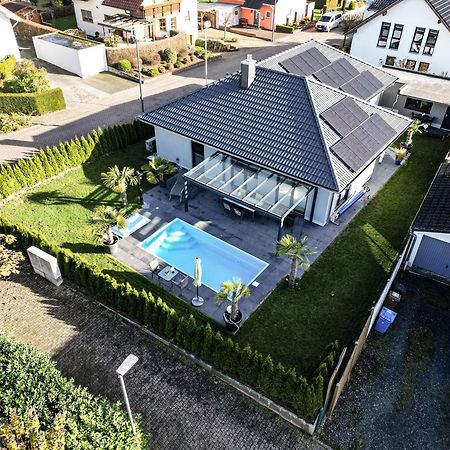 Grosszuegige Unterkunft Mit Terrasse Oberbrechen Экстерьер фото